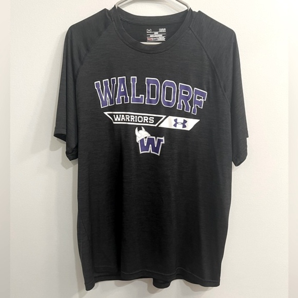 Under Armour - Waldorf College T-Shirt - heat gear - Large